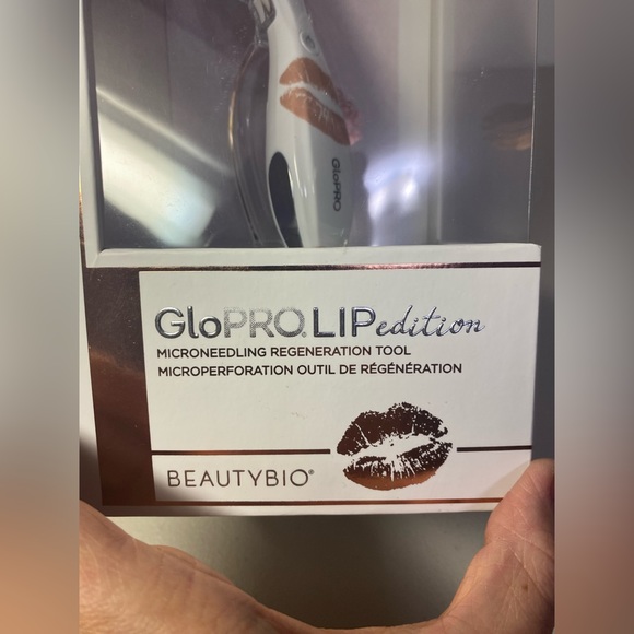 BeautyBio GloPRO LIP edition NEW - Picture 4 of 8